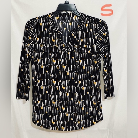 Jones New York Tops - LADIES BLACK & WHITE TOP WITH GOLD DESIGNS